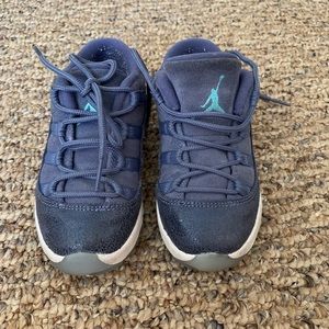 Jordan 11 Retro Low GT